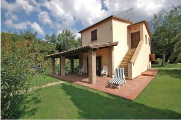 Villa Poderino by PosarelliVillas