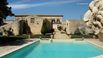 Villa Castiglione 1863 - The real Sicilian holiday