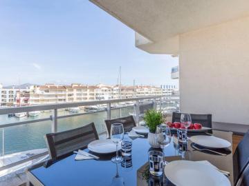 Apartment Club Nautic-25 by Interhome