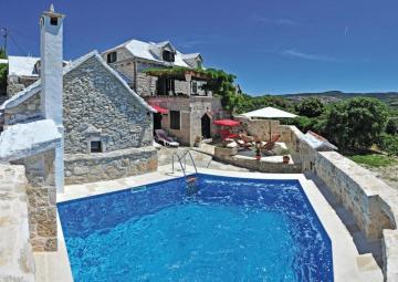 Holiday house Villa Glicinia with hydro-massage pool