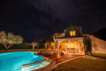 Villa Ulivo - Lusso e riservatezza per la tua vacanza in Sardegna a 500 mt dal mare