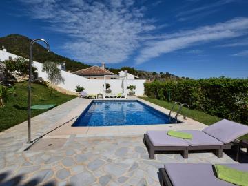 Tasteful Villa in Pinos de Alhaur n with Swimming Pool