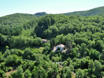 Modish Farmhouse in Ortignano with Swimming Pool