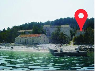 Authentic island house with nice sea view high privacy only 30m from the beach