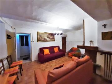 Snug Holiday Home in Portacomaro with Patio near Winery