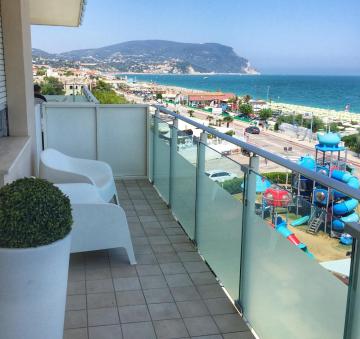 Emozione Marina - appartamento fronte mare