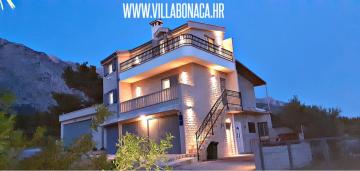 Deluxe Stone House Bonaca