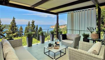 Villa King