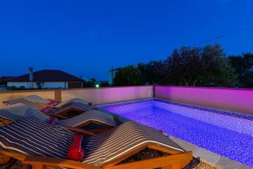 Rustic Villa with pool