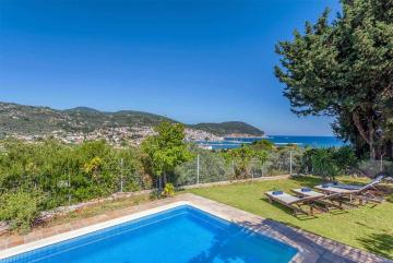 Villa Meropi