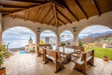 Wonderful Villa Mirna