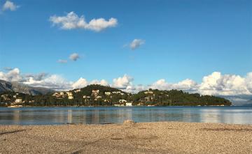 Marina Vista Luxury Studio suites Beach front