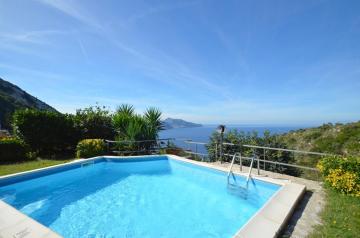 Amore Rentals - Villa Posidonia