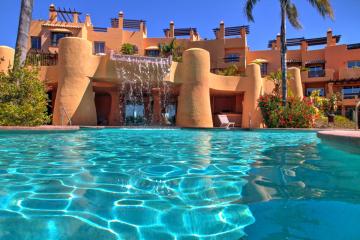 4 bedroom Holiday Townhouse in Riviera Del Sol with sea views