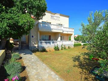 Apartment Cvita-2