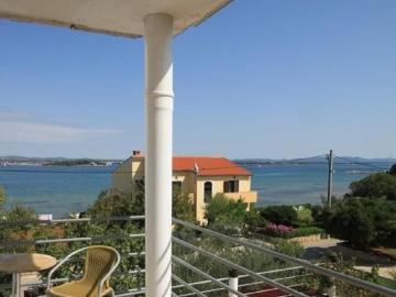 Apartments Rado - close to the sea