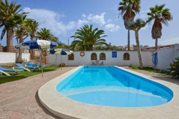 2 bedrooms appartement with shared pool terrace and wifi at Buenavista del Norte 1 km away from the beach