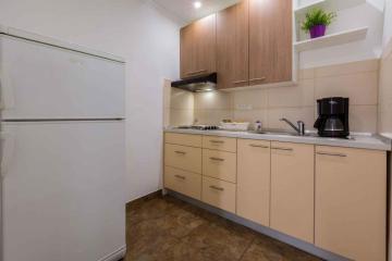 One-Bedroom Apartment Crikvenica 4