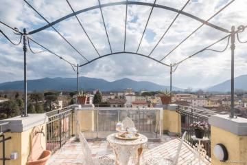 Casa Maria - Open Terrace Next to the Center!