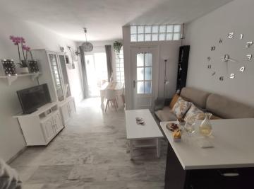 APARTAMENTO NUEVO A 50 M. DE LA PLAYA