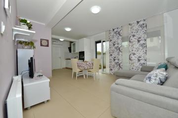 Apartment Ana Diklo