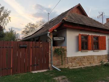 Kisfenyves és Kontyos vendégház
