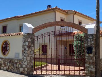 Casa Pedraza