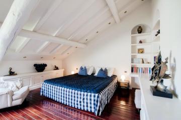 Exclusive Penthouse - by MyHomeInComo