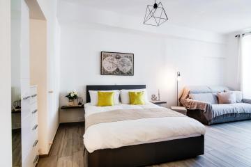 MyHomeInComo - S&O Apartment
