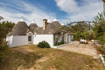 I Trulli delle Fate Fuffe by BarbarHouse