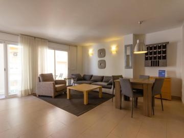 INNOUTHOME Apartamento con wifi y aire santiago russinyol
