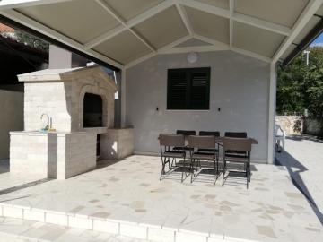 Apartment in Pirovac with terrace, air conditioning, WiFi (4925-3)