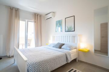 Sunny & Charming Apartment with 2 free bikes