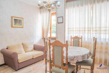 005 - Casa Spaziosa CENTRO Città Carruggio Mare a 150m