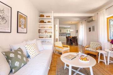 Aurora Marjan hill apartment