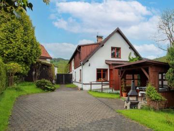 Apartment U splavu 5