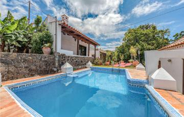 Amazing Apartment In Valle De Guerra With Wifi, Outdoor Swimming Pool And Swimming Pool
