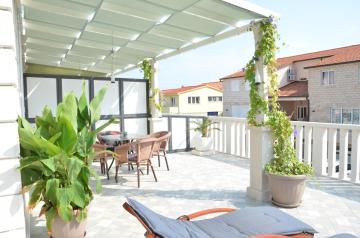 Apartments Dami - 100m from the sea