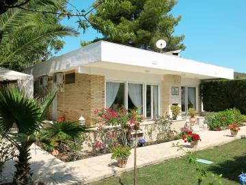 Holiday Home Martina - PEA108