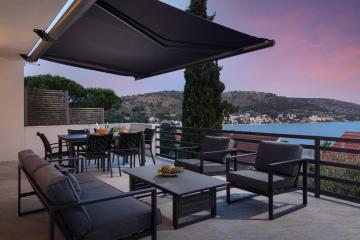 The Grande - Huge terrace - Amazing sea views - Tastefully Furnished - Access to rooftop terrace and gym - Hillside Apartments Rogoznica