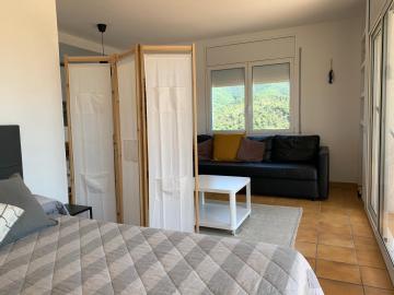 Apartamento muy tranquilo con piscina