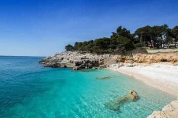 Pula beach holiday home