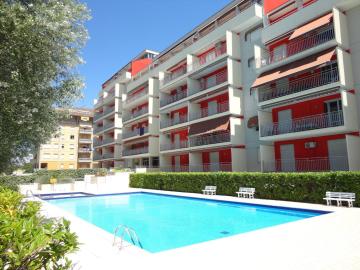 Beautiful Two-room Apartment Ideal For Families - Swimming Pool