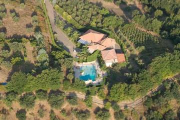 Apartments in Laureana Cilento 33823