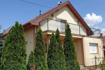 Family friendly summer house near Lake Velencei
