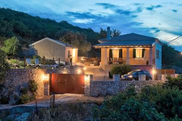 Koukoutsa House with Swimming Pool Corfu Sokraki
