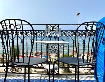 Sea view Cozy Balcony