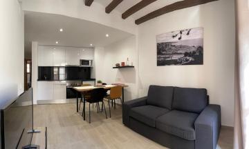 Casa Ferrers piso 3 Piso reformado en pleno centro de Tarragona