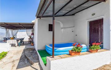 Stunning home in Malaga with 2 Bedrooms, WiFi and Swimming pool