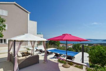 Villa Annie - holiday home with a private pool